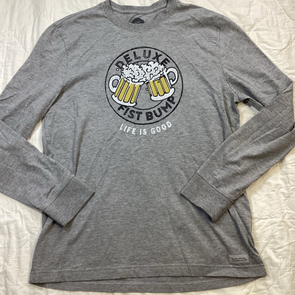 Men’s‎ Life Is Good Deluxe Fist Bump Beer LS Crusher Tee Gray Large